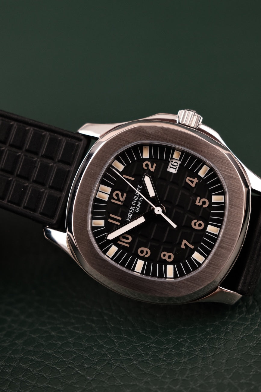 Patek Philippe Aquanaut 5064 Quartz