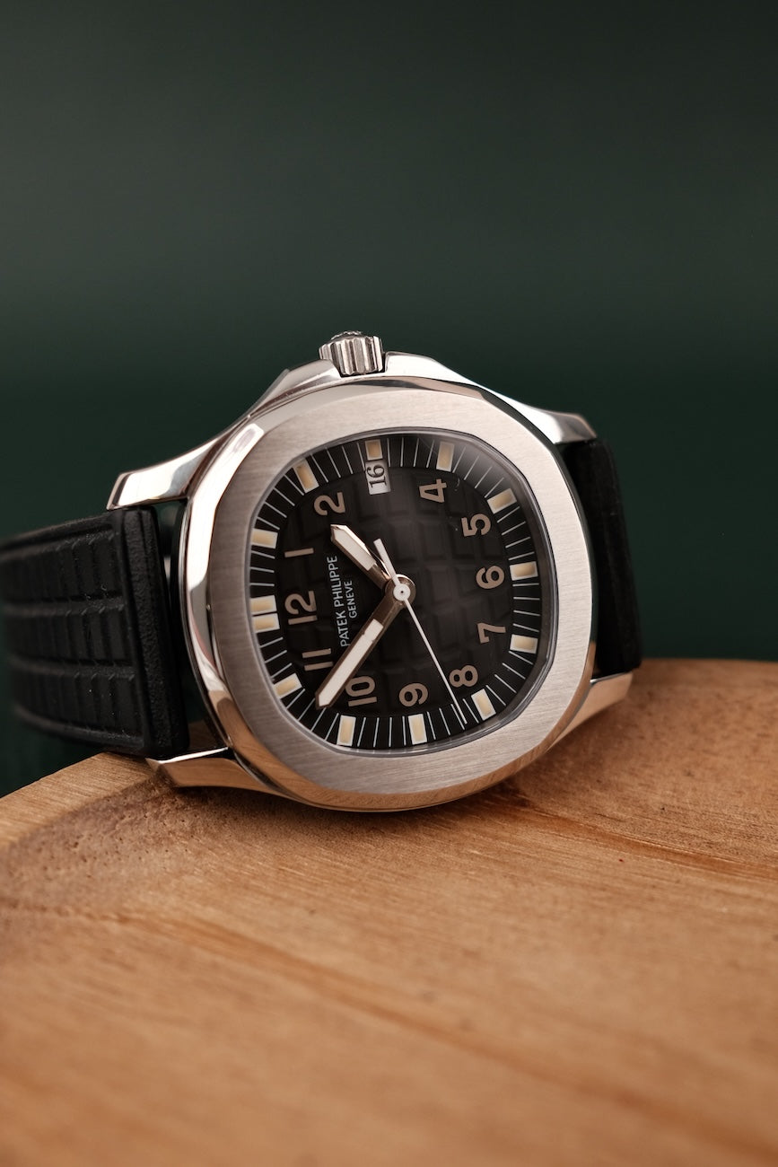 Patek Philippe Aquanaut 5064 Quartz