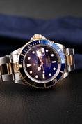 Load image into Gallery viewer, Rolex Submariner Date 16613 Box + og. Papiere S/G, Rare Purple Dial, Rolex Service 2017
