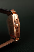 Load image into Gallery viewer, Omega Cosmic 1951 Museum Collection Collector´s Series Number Two 57018000  Box + og. Papiere NOS NEVER WORN Rose Triple Date
