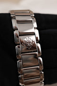 Load image into Gallery viewer, Patek Philippe Twenty~4 4910/10A-010 Box + og. Papiere
