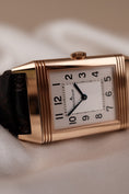 Load image into Gallery viewer, Jaeger-LeCoultre Grande Reverso Ultra Thin Q2782520 Box + og. Papiere Rose
