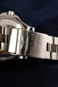 Bild in Galerie-Betrachter laden, Breitling Superocean Steelfish A17390-3014 Box + og. Papiere German Delivered
