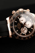 Bild in Galerie-Betrachter laden, Rolex Daytona 126515LN Box + og. Papiere Rosegold Oysterflex Black Dial NEW
