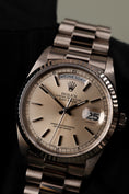 Carica l'immagine nel visualizzatore della galleria, Rolex Day-Date 36 18239 18k White Gold, Patina Dial, SERVICED
