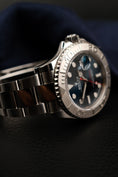 Load image into Gallery viewer, Rolex Yachtmaster 40 126622 Box + og. Papiere Blue Dial
