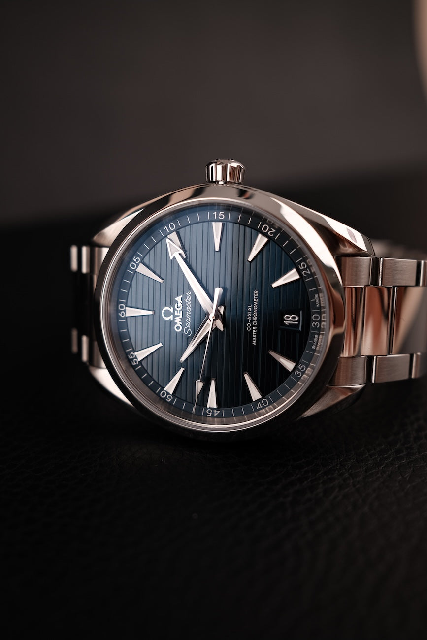 Omega Seamaster Aqua Terra 22010412103004 Box + og. Papiere Blue Dial 150m 41mm