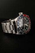 Load image into Gallery viewer, Tudor Black Bay GMT Pepsi 79830RB Box + og. Papiere TOP ZUSTAND

