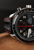 Bild in Galerie-Betrachter laden, Omega Speedmaster Date 38135326 Box + og. Papiere Japan Edition
