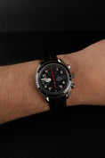 Bild in Galerie-Betrachter laden, Omega Speedmaster Date 38135326 Box + og. Papiere Japan Edition
