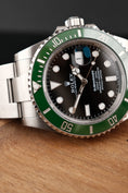 Bild in Galerie-Betrachter laden, Rolex Submariner Date 126610LV Box + og. Papiere Starbucks MK II, First Buyer's Invoice
