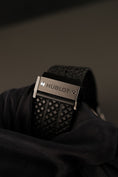 Bild in Galerie-Betrachter laden, Hublot Big Bang 301.CM.130.RX Box + og. Papiere Original Black Magic German Delivered
