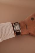 Bild in Galerie-Betrachter laden, Jaeger-LeCoultre Reverso Classique Q3858522 Original Papiere
