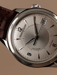 Bild in Galerie-Betrachter laden, Jaeger-LeCoultre Master Memovox Q1418430 Box + og. Papiere German Delivered
