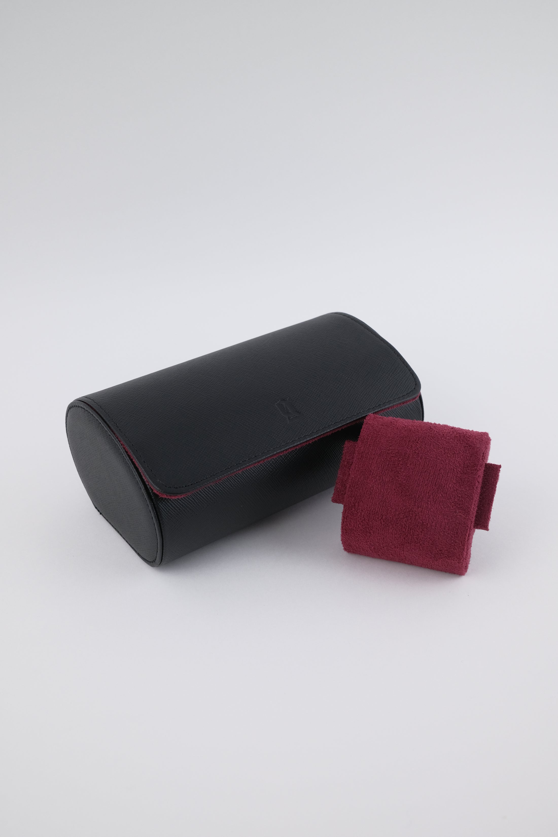 Uhrenrolle 2 - Medium - Midnight Black & Wine Red