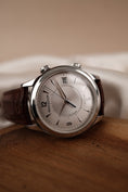 Bild in Galerie-Betrachter laden, Jaeger-LeCoultre Master Memovox Q1418430 Box + og. Papiere German Delivered
