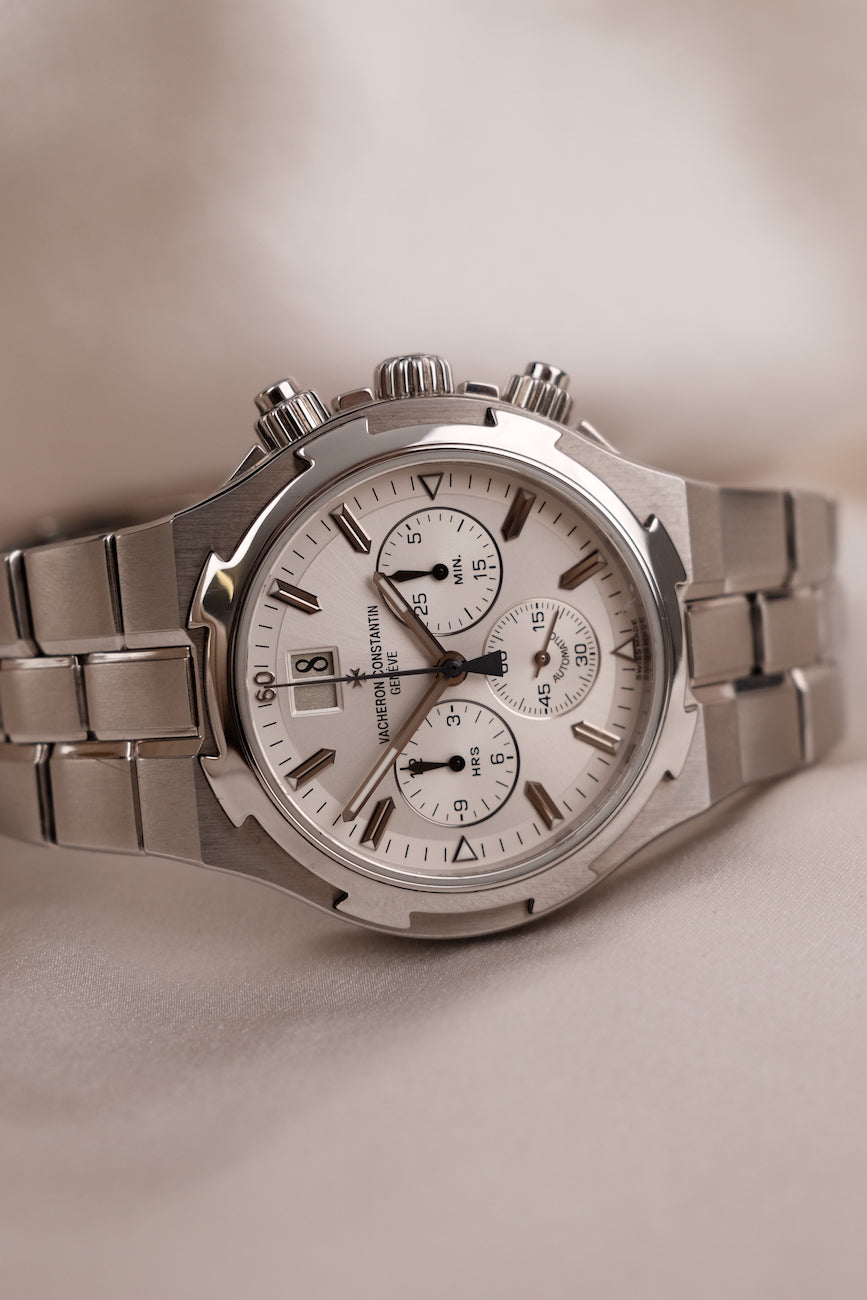 Vacheron Constantin Overseas Chronograph 49140 Original Papiere Mint Condition Silver Dial No Stretch