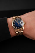 Carica l'immagine nel visualizzatore della galleria, Rolex Day-Date 36 18038 Yellow Gold, Blue Vignette Diamond Dial
