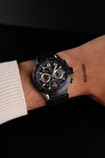 Bild in Galerie-Betrachter laden, Tag Heuer Carrera Heuer-02T CAR5A8YFC6377 Box + og. Papiere Chronograph Tourbillion
