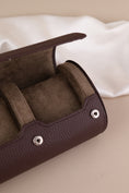 Load image into Gallery viewer, Uhrenrolle 3 - Large - Chocolate Brown
