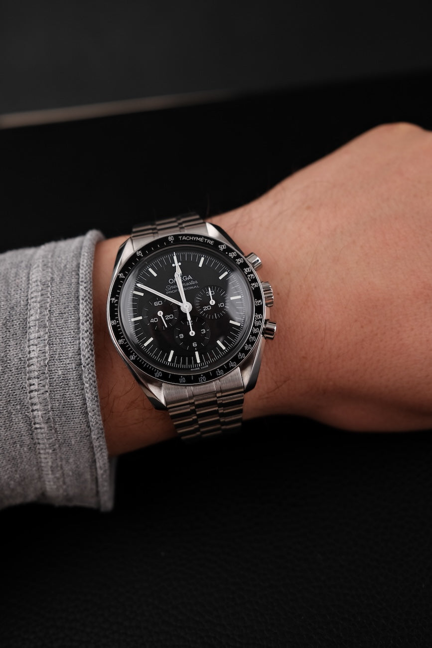 Omega Speedmaster Professional Moonwatch 31030425001001 Box + og. Papiere