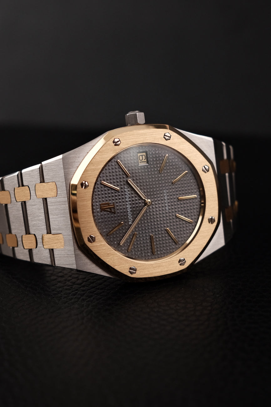 Audemars Piguet Royal Oak Jumbo 5402SA Service Papers/Extrakt AP Certification + Extract, SERVICED by AP, Crazy Condition