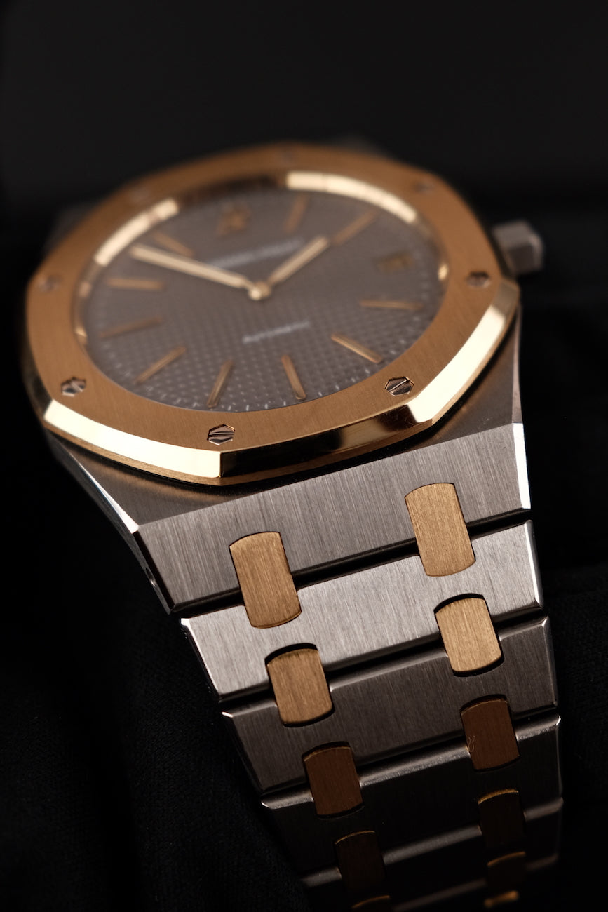 Audemars Piguet Royal Oak Jumbo 5402SA Service Papers/Extrakt AP Certification + Extract, SERVICED by AP, Crazy Condition