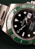 Bild in Galerie-Betrachter laden, Rolex Submariner Date 126610LV Box + og. Papiere Starbucks MK I
