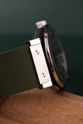 Bild in Galerie-Betrachter laden, Hublot Hublot Classic Fusion  542NX8970RX Box + og. Papiere Titanium Green 42mm
