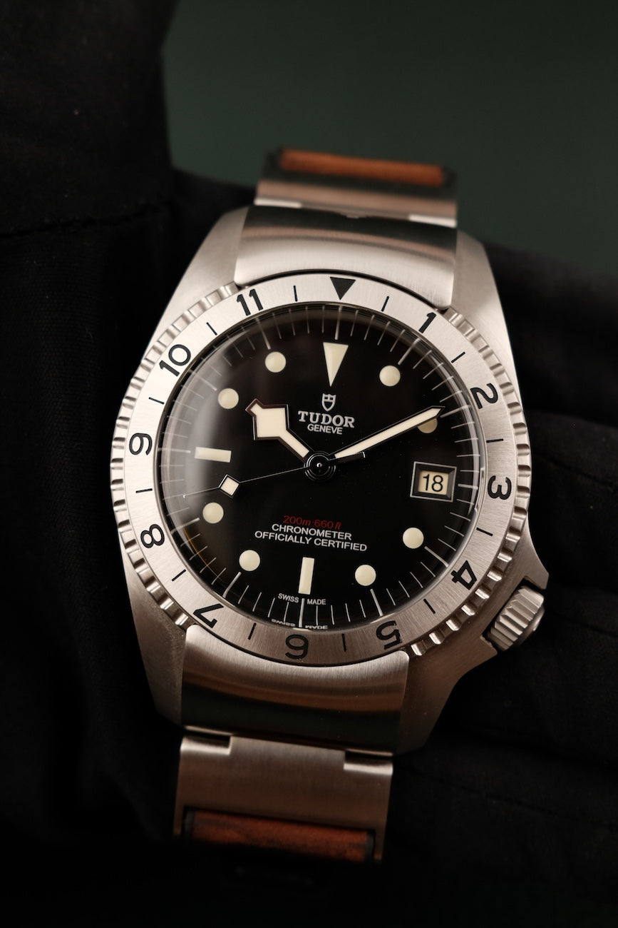 Tudor Black Bay 70150 Box + og. Papiere P01