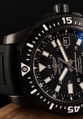 Charger l'image dans la visionneuse de la galerie, Breitling Superocean 44 M1739313/BE92 Box + og. Papiere Special Black Diver Strap, LC DE, Serviced
