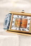 Bild in Galerie-Betrachter laden, Cartier Tank Vermeil 590005 Box + og. Papiere Rare Trinity Dial, EU Delivered, Cartier Clasp
