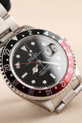 Bild in Galerie-Betrachter laden, Rolex GMT-Master II 16710 Box + og. Papiere Coke Swiss Only Dial
