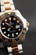 Bild in Galerie-Betrachter laden, Rolex GMT-Master II S/G 116713LN Box + og. Papiere LATE MODEL 2019
