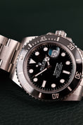 Load image into Gallery viewer, Rolex Submariner Date 126610LN Box + og. Papiere 41mm, 2024
