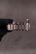 Bild in Galerie-Betrachter laden, Hublot Classic Fusion 42mm 542NX1170NX Original Papiere Titan Bracelet
