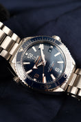 Load image into Gallery viewer, Omega Seamaster Planet Ocean 600M 21530402003001 Box + og. Papiere 39,5mm, SERVICED
