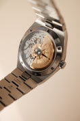 Bild in Galerie-Betrachter laden, Vacheron Constantin Overseas 4520V/210A-B126 Box + og. Papiere Silver Dial 41mm 4520V
