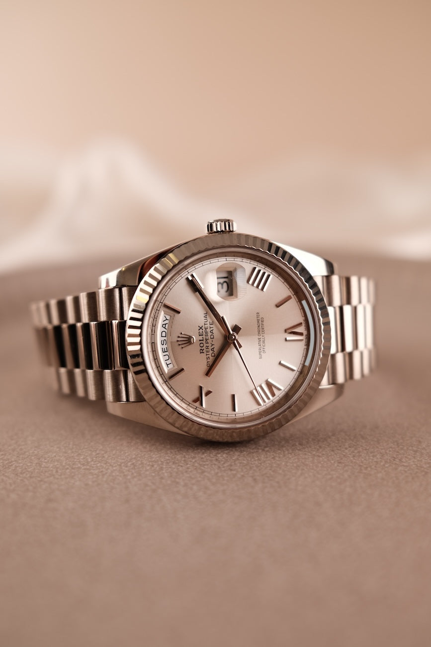 Rolex Day-Date 40 228239 Box + og. Papiere Silver Roman Dial