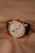 Load image into Gallery viewer, Glashütte Senator Excellence Panorama Date Moon Phase 136240205 NEU Box + Papiere
