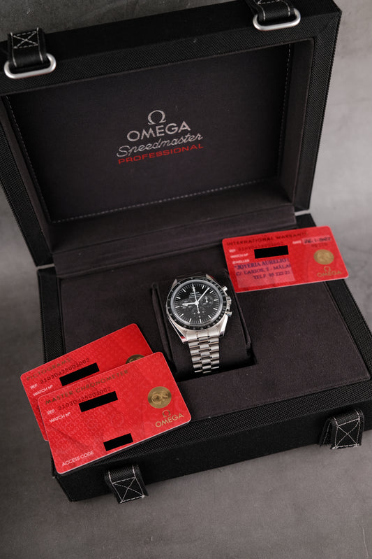 Omega Speedmaster Professional Moonwatch 31030425001002 Box + og. Papiere