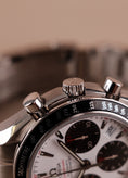 Load image into Gallery viewer, Omega Speedmaster Date 32330404004001 Box + og. Papiere LC DE
