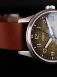 Cargar la imagen en la vista de la galería, Oris Big Crown ProPilot 0175177614187 Box + og. Papiere Okavango Air Rescue Limited Edition
