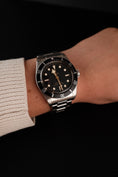 Bild in Galerie-Betrachter laden, Tudor Black Bay Heritage 79230N Box + og. Papiere
