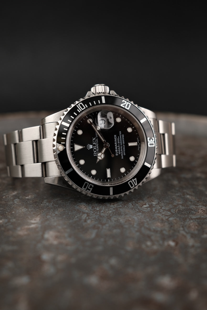 Rolex Submariner Date  16610 Box + og. Papiere 16610 T D-Serial 2005