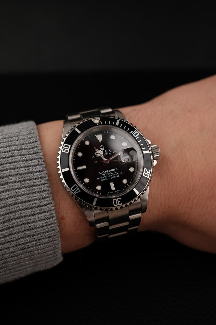 Rolex Submariner Date  16610 Box + og. Papiere 16610 T D-Serial 2005