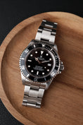 Bild in Galerie-Betrachter laden, Rolex Sea-Dweller 4000, LC100 16600 Box + og. Papiere
