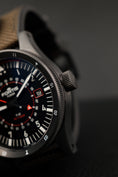 Bild in Galerie-Betrachter laden, Fortis Flieger F-43 Triple GMT PC-7 F42600004 Box + og. Papiere Limited Edition x/100, German Delivered
