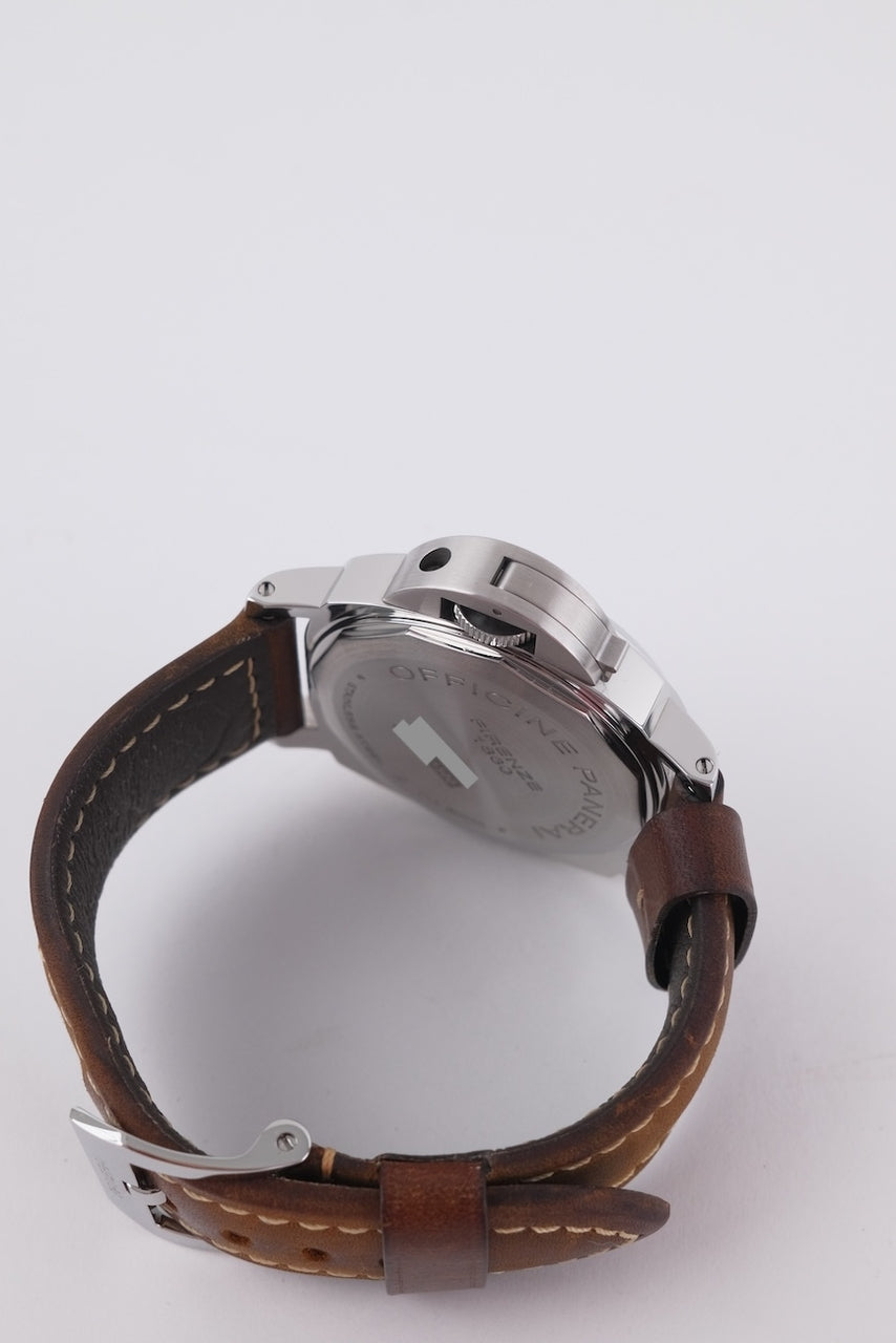 Panerai Luminor Base 8 Giorni PAM00914 - Detail view 7