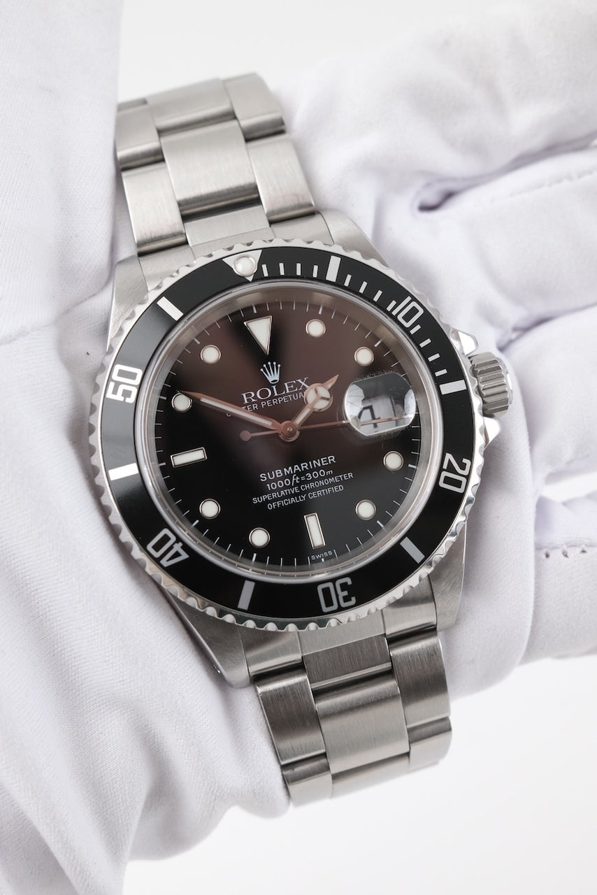 Rolex Submariner Date 16610 - Detail view 3